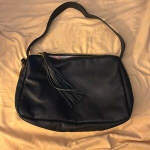 Hobo international brand black hobo shoulder bag. new with tags